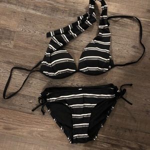 NWOT La Vie en Rose Bikini